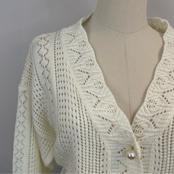 Oni Open Knit Cardigan Sweater Womens M Cream Crochet Grandma Pearl Buttons! EUC - Picture 3 of 14